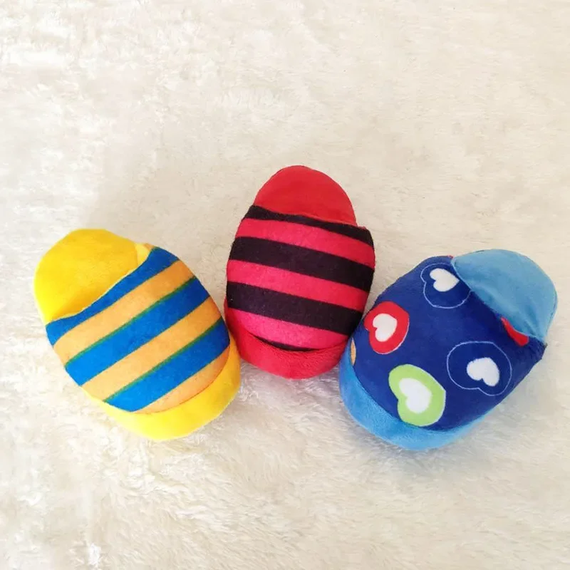 Pet Toys Slipper Squeaking Sound Plush Fleece Shaped Puppy Dog Sound Chew Play Toys for Dog Cats 1005001399010079