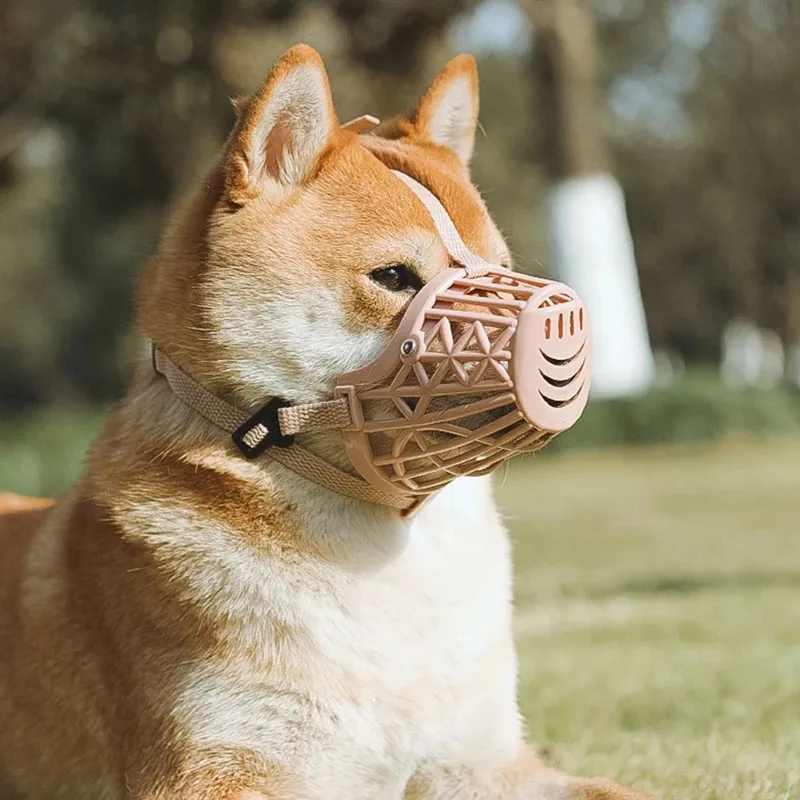 1pcs Solid Plastic Pet Dog Muzzle Adjustable Cat Dog Mouth Muzzle Anti-bite Anti-chaos Barrier Mesh 1005005346403498