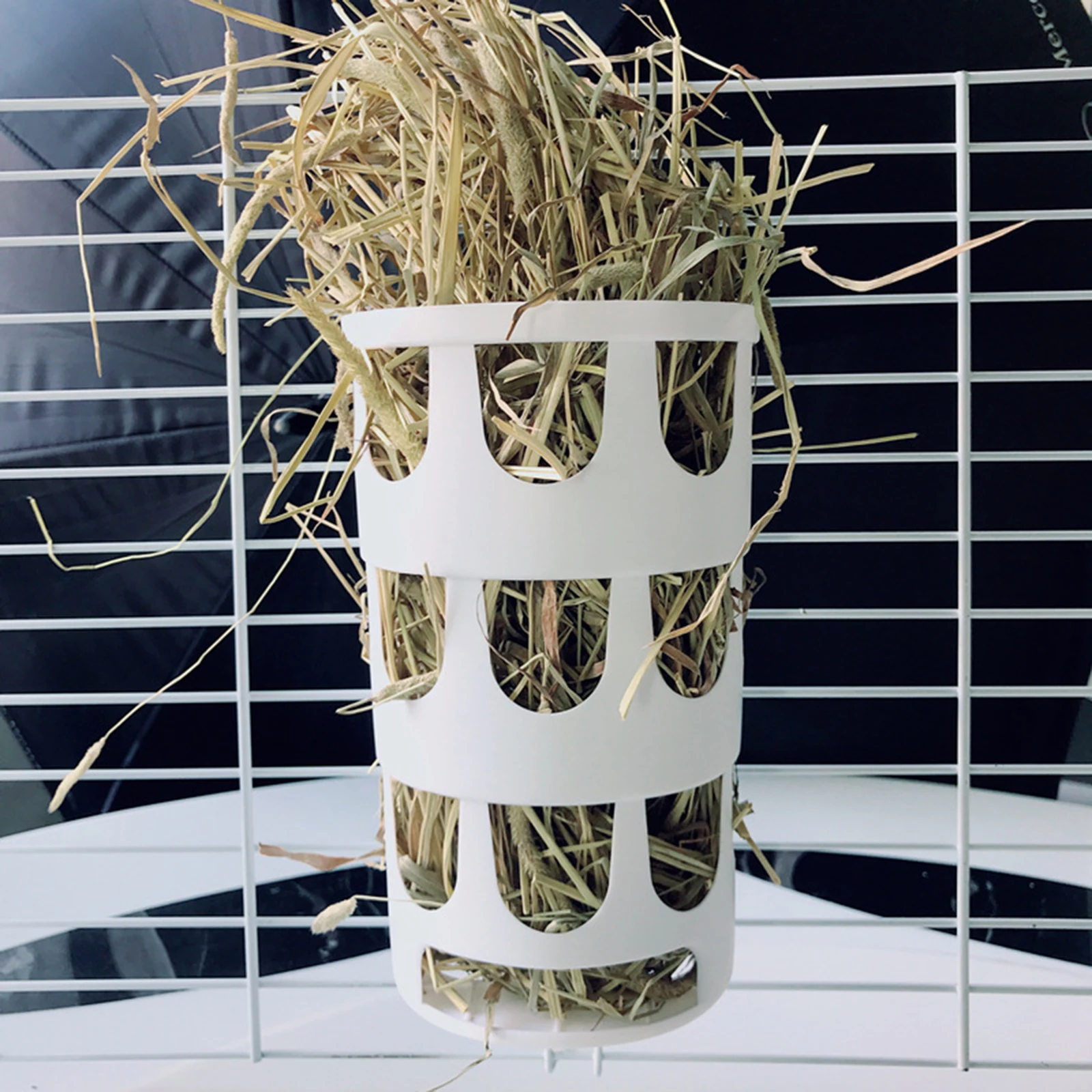 Rabbit Hay Feeder Durable Cage Pet Feeding Bowl Small Animal Food Dispenser for Hedgehog 1005006623320362
