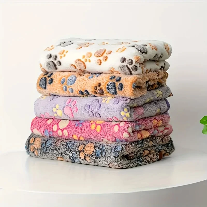 Flannel Pet Blanket Cute Dog Paw Print Blanket Pet Mat for Puppy Kitten Warm and Comfortable 1005010059930611