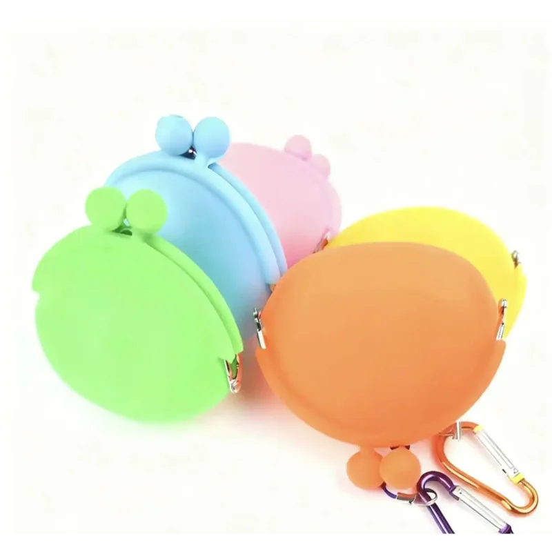 Silicone Pet Dog Train Food Snacks Pockets Bag Walking Dog Training Food Storage Waist Pet Travel 1005010099290191