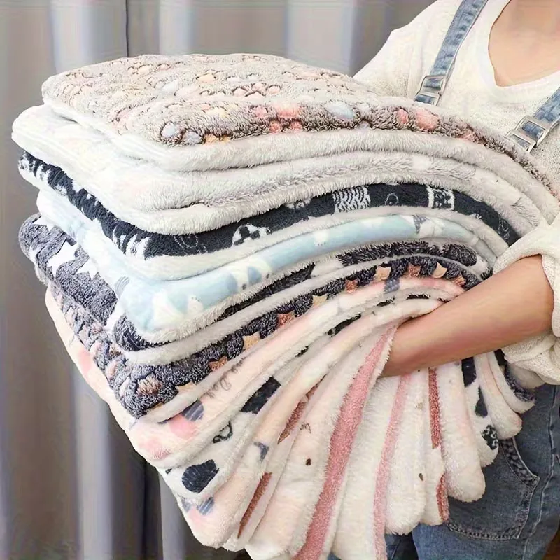 Double-sided Pet Mat Mats Short Plush Pet Sleeping Bed for Cats Small Dogs Cute Pet Pad Blanket 1005010406436716