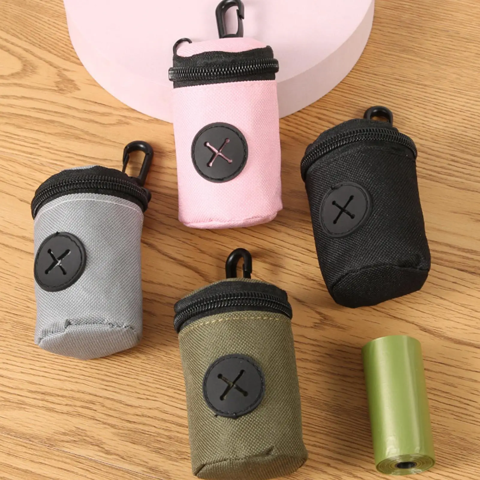 Dog Poop Bag Dispenser with Clip Oxford Cloth Small Pouch Dog Pet Garbage Poop Bags Holder for Pet 1005012337209218