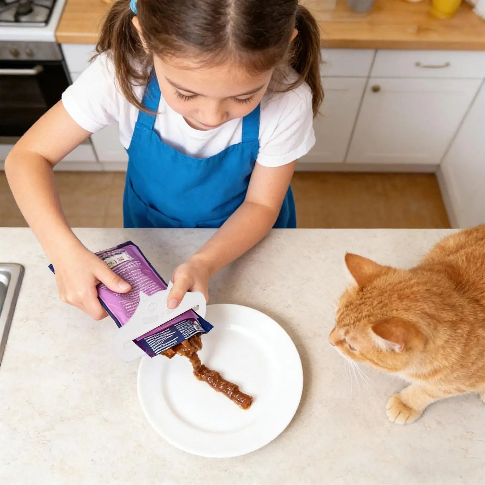 Cute Cat-Shaped Pet Food Pouch Squeezer Plastic Cat Food Dispenser with Scraper Wet Food From 1005012349720866