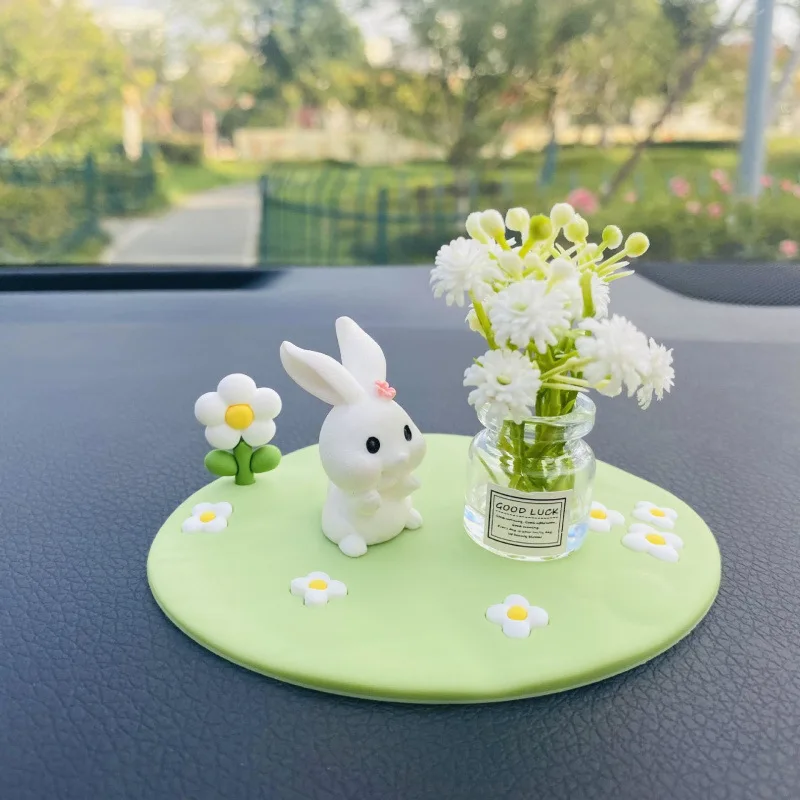 Rabbit Car Interior Decor Accessories Creative Daisy Clover Pads Mini Car Ornaments Cute Desktop 1005012516327927